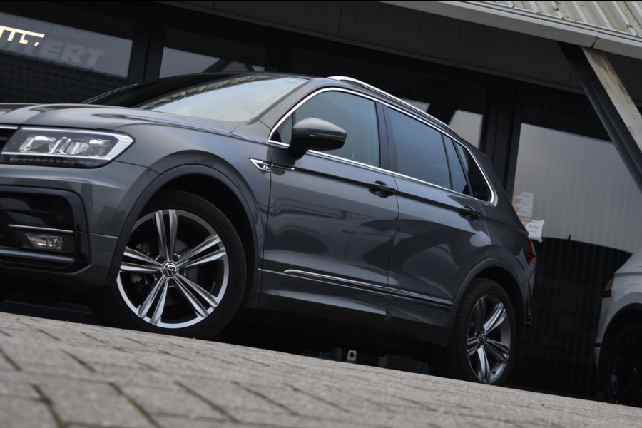 Volkswagen Tiguan 1.5 TSI ACT R-Line | TREKHAAK | NAP | APPLE CARPLAY | ANDROID AUTO | ADAPT. CRUISE CONTROLE | VIRTUAL COCKPIT