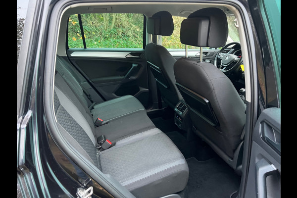 Volkswagen Tiguan 1.4 TSI Comfortline Business | ACC + Trekhaak + Airco Nu € 12.950,-!!!