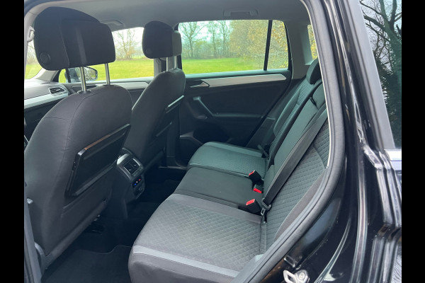 Volkswagen Tiguan 1.4 TSI Comfortline Business | ACC + Trekhaak + Airco Nu € 12.950,-!!!