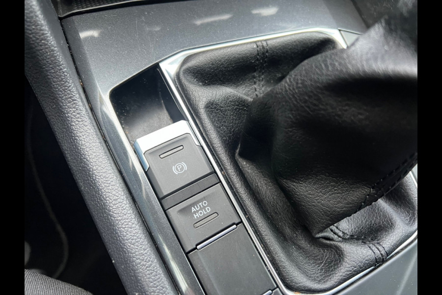 Volkswagen Tiguan 1.4 TSI Comfortline Business | ACC + Trekhaak + Airco Nu € 12.950,-!!!