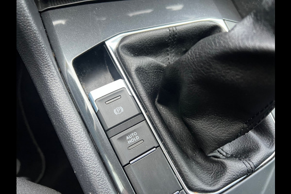 Volkswagen Tiguan 1.4 TSI Comfortline Business | ACC + Trekhaak + Airco Nu € 12.950,-!!!