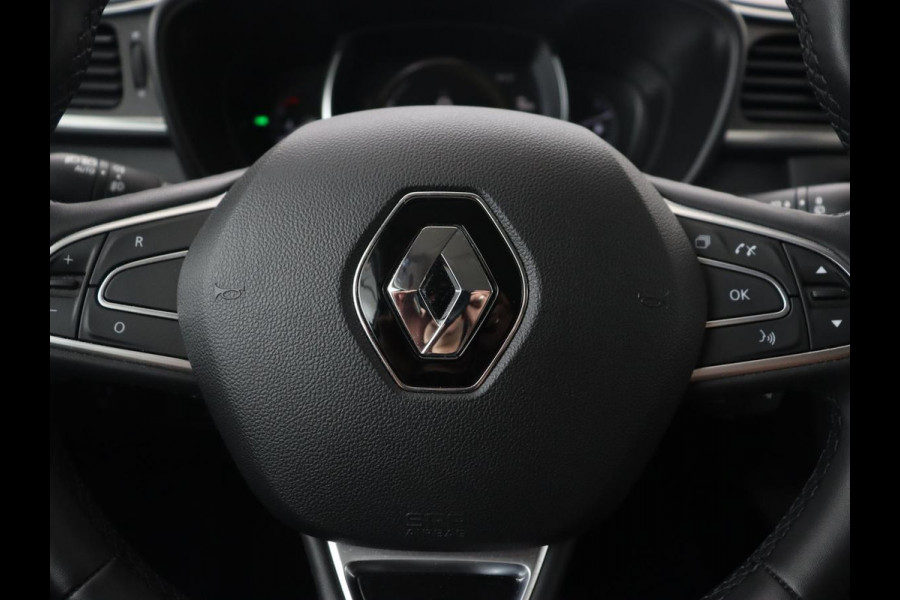 Renault Kadjar 1.3 TCe Limited | 60.872km NAP | Carplay | Navigatie | Climate control | Keyless | Parkeerhulp | Cruise control | DAB | Bluetooth