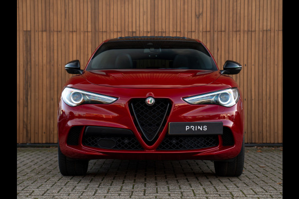 Alfa Romeo Stelvio 2.9 V6 AWD Quadrifoglio | Adapt. cruise | Veel carbon! | Pano-dak | Harman/Kardon | NL-auto