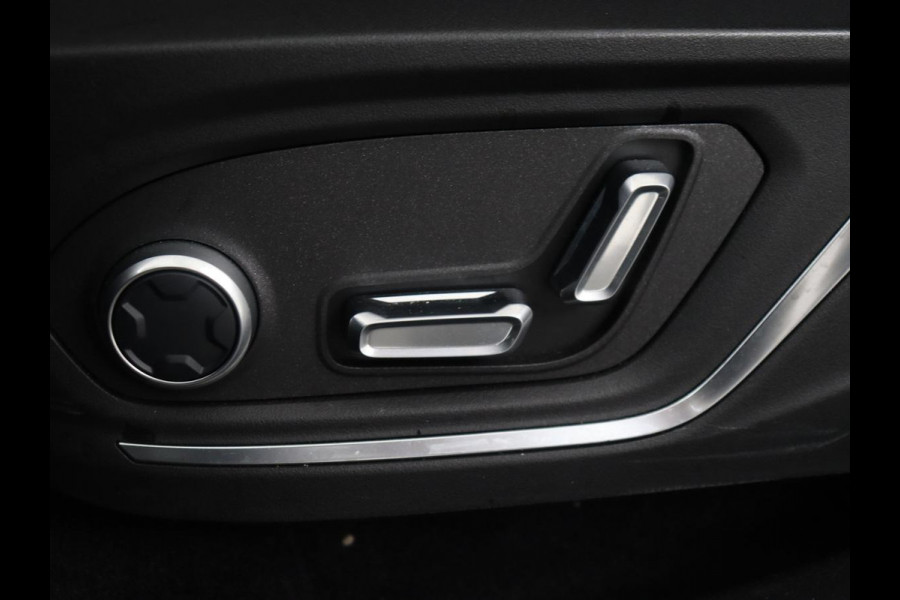 Lynk & Co 01 1.5 Plug In | 19.600 km NAP | Panoramadak | Infinity by Harman | Camera | Adaptive cruise | Stoelverwarming | Carplay | Memory | Full LED | PHEV