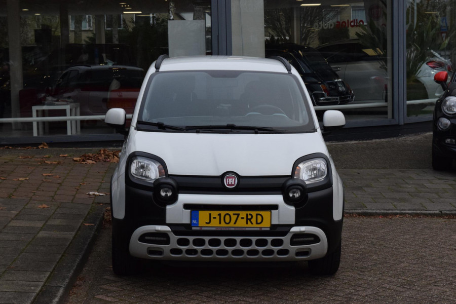 Fiat Panda 1.0 Hybrid Launch Edition|Cross|
