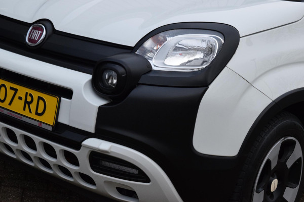 Fiat Panda 1.0 Hybrid Launch Edition|Cross|