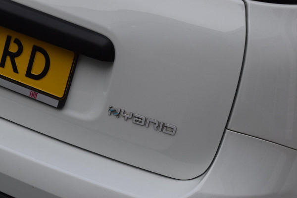 Fiat Panda 1.0 Hybrid Launch Edition|Cross|