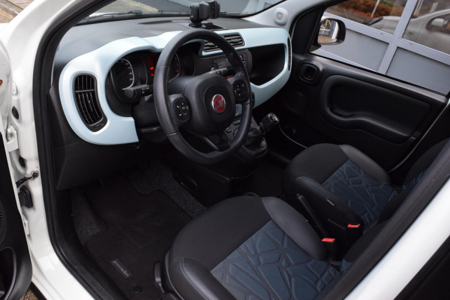 Fiat Panda 1.0 Hybrid Launch Edition|Cross|