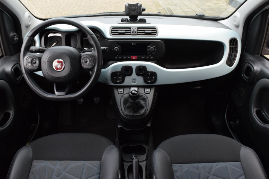 Fiat Panda 1.0 Hybrid Launch Edition|Cross|