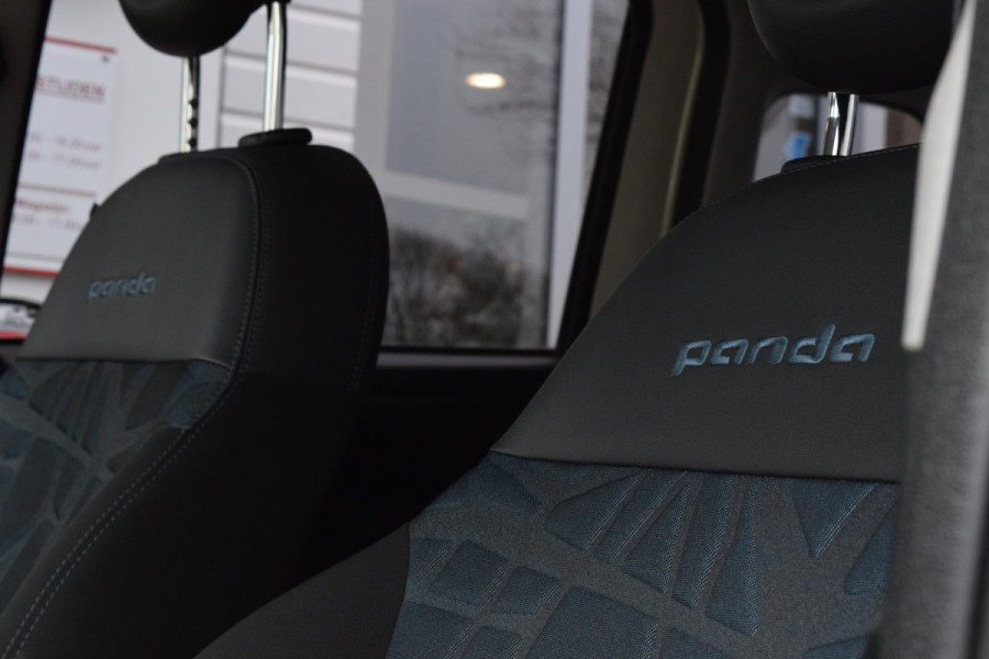 Fiat Panda 1.0 Hybrid Launch Edition|Cross|