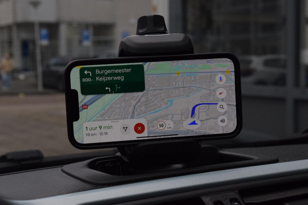 Fiat Panda 1.0 Hybrid Launch Edition|Cross|