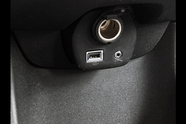 Toyota Aygo 1.0 VVT-i x-fun / Airconditioning / Elec. Pakket / Radio-Usb / Bluetooth / Apk 10-2026