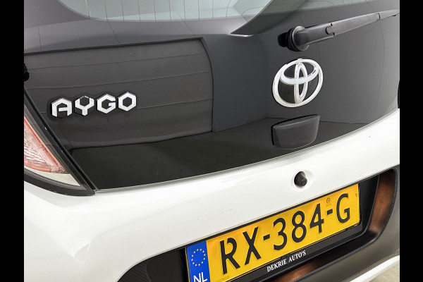Toyota Aygo 1.0 VVT-i x-fun / Airconditioning / Elec. Pakket / Radio-Usb / Bluetooth / Apk 10-2026