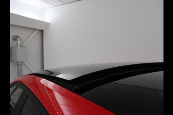 Ford Puma 1.0 EcoBoost Hybrid ST-Line X | Panoramadak | Stoel & stuurverwarming | Half leder | B&O Sound | Camera | Carplay | Adaptive cruise | Navigatie | Full LED | Digital Cockpit