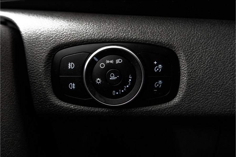 Ford Transit Custom 2.0 TDCI L1H1 | Volledig ingericht | Airco | Cruise | 3-zits