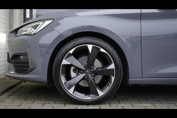 CUPRA Leon 1.5 eTSI VZ AUTOMAAT-AMBIANCE-BEATS-CAMERA-FULL LED-KEYLESS-PANORAMA