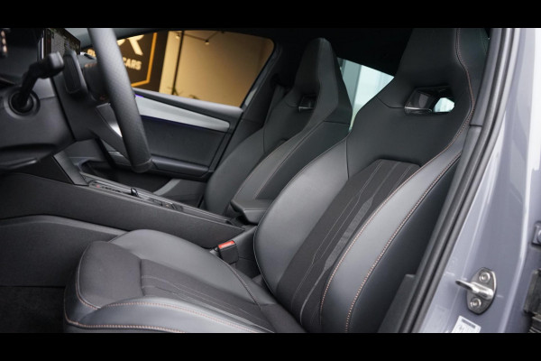 CUPRA Leon 1.5 eTSI VZ AUTOMAAT-AMBIANCE-BEATS-CAMERA-FULL LED-KEYLESS-PANORAMA