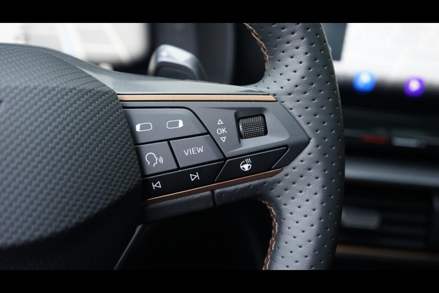 CUPRA Leon 1.5 eTSI VZ AUTOMAAT-AMBIANCE-BEATS-CAMERA-FULL LED-KEYLESS-PANORAMA