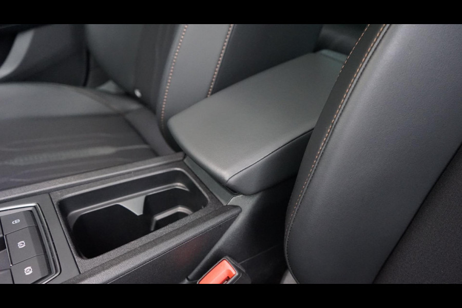 CUPRA Leon 1.5 eTSI VZ AUTOMAAT-AMBIANCE-BEATS-CAMERA-FULL LED-KEYLESS-PANORAMA