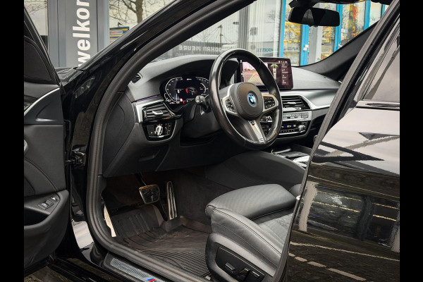 BMW 5 Serie Touring 530e Business Edition Plus M-Sport|Panorama|Shadow|Trekhaak|Stoel/stuurverwarming