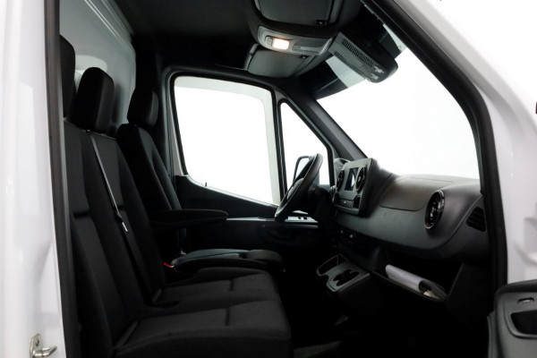 Mercedes-Benz Sprinter 515 CDI 150pk 9G Automaat Bakwagen met laadklep en zijdeur B224/H224 10-2022