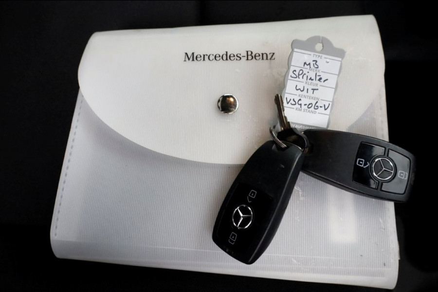 Mercedes-Benz Sprinter 515 CDI 150pk 9G Automaat Bakwagen met laadklep en zijdeur B224/H224 10-2022