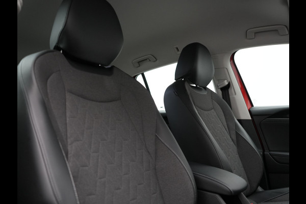 Volkswagen Tiguan 1.5 eHybrid Life Edition Plug In Hybrid 204pk Dealer O.H. PHEV | Adaptive Cruise | 360 Camera | Sportstoelen & Stuur Verwarmd | Standkachel | 19"L.M | Apple Carplay | LED Koplampen | Virtual | Blis | DAB |