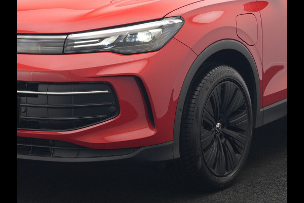 Volkswagen Tiguan 1.5 eHybrid Life Edition Plug In Hybrid 204pk Dealer O.H. PHEV | Adaptive Cruise | 360 Camera | Sportstoelen & Stuur Verwarmd | Standkachel | 19"L.M | Apple Carplay | LED Koplampen | Virtual | Blis | DAB |