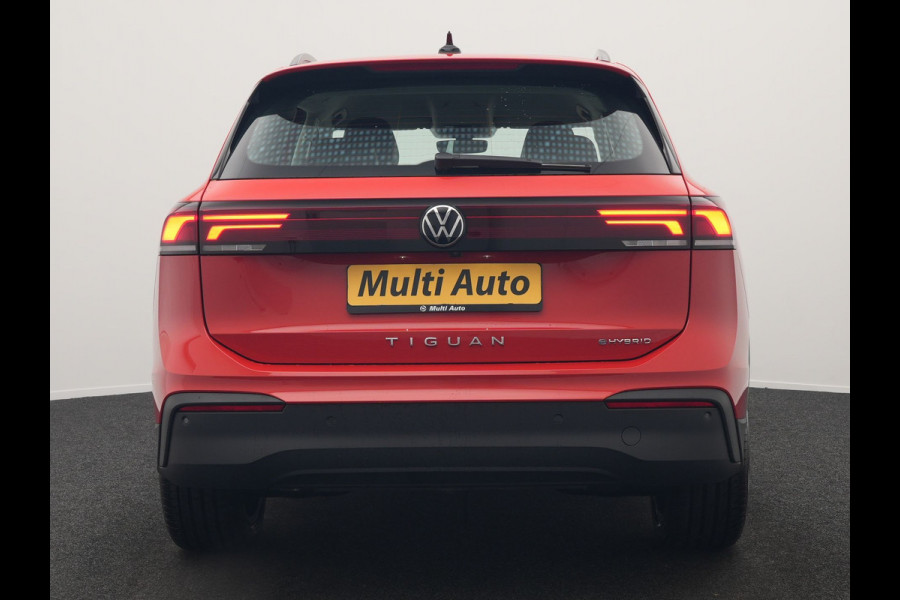 Volkswagen Tiguan 1.5 eHybrid Life Edition Plug In Hybrid 204pk Dealer O.H. PHEV | Adaptive Cruise | 360 Camera | Sportstoelen & Stuur Verwarmd | Standkachel | 19"L.M | Apple Carplay | LED Koplampen | Virtual | Blis | DAB |