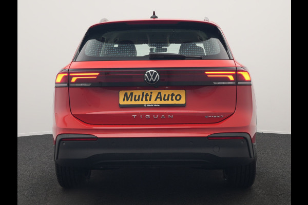Volkswagen Tiguan 1.5 eHybrid Life Edition Plug In Hybrid 204pk Dealer O.H. PHEV | Adaptive Cruise | 360 Camera | Sportstoelen & Stuur Verwarmd | Standkachel | 19"L.M | Apple Carplay | LED Koplampen | Virtual | Blis | DAB |