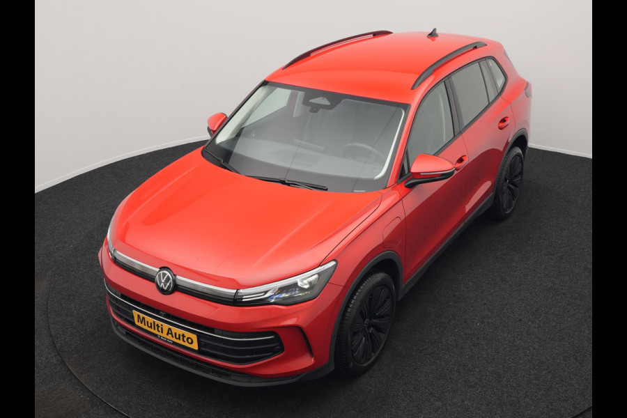 Volkswagen Tiguan 1.5 eHybrid Life Edition Plug In Hybrid 204pk Dealer O.H. PHEV | Adaptive Cruise | 360 Camera | Sportstoelen & Stuur Verwarmd | Standkachel | 19"L.M | Apple Carplay | LED Koplampen | Virtual | Blis | DAB |