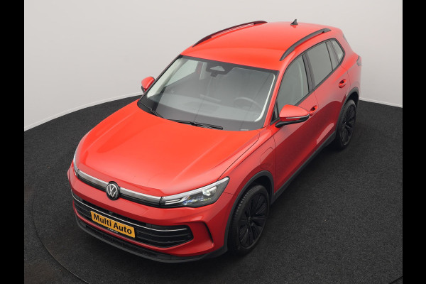Volkswagen Tiguan 1.5 eHybrid Life Edition Plug In Hybrid 204pk Dealer O.H. PHEV | Adaptive Cruise | 360 Camera | Sportstoelen & Stuur Verwarmd | Standkachel | 19"L.M | Apple Carplay | LED Koplampen | Virtual | Blis | DAB |