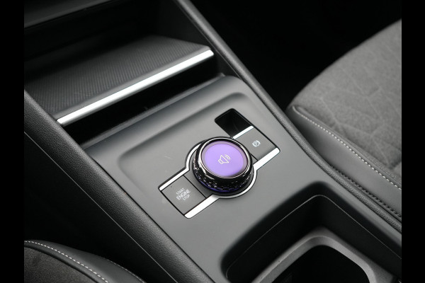 Volkswagen Tiguan 1.5 eHybrid Life Edition Plug In Hybrid 204pk Dealer O.H. PHEV | Adaptive Cruise | 360 Camera | Sportstoelen & Stuur Verwarmd | Standkachel | 19"L.M | Apple Carplay | LED Koplampen | Virtual | Blis | DAB |