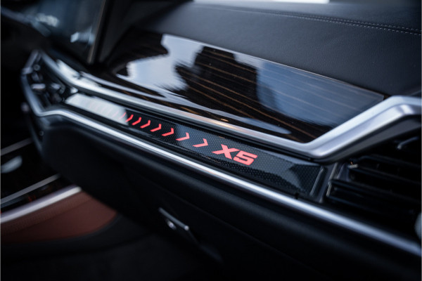 BMW X5 xDrive50e - M Sport | Panorama | H&K | Memory | 360 Camera