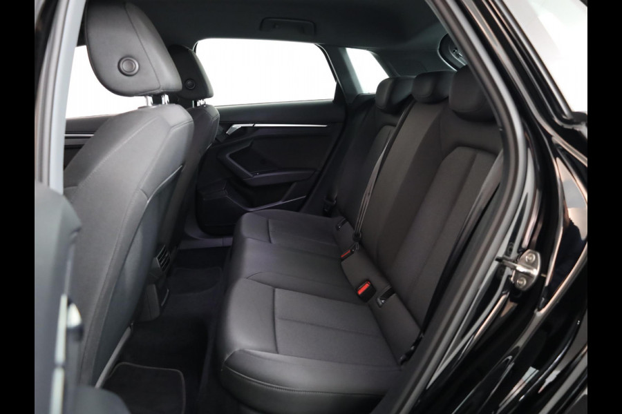 Audi A3 Sportback 30 TFSI Pro Line 110 pk S-tronic | Parkeersensoren achter | Cruise control | Apple Carplay/Android Auto | LED koplampen |