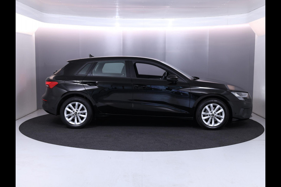Audi A3 Sportback 30 TFSI Pro Line 110 pk S-tronic | Parkeersensoren achter | Cruise control | Apple Carplay/Android Auto | LED koplampen |