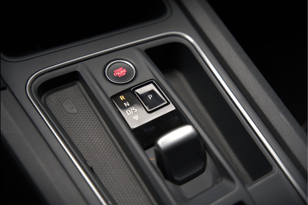 CUPRA Formentor 1.4 e-Hybrid Business | Stuurverwarming | Keyless | Adaptive Cruise Control | Navigatie | Parkeersensoren | Ambiance Verlichting | DAB | Climate Control