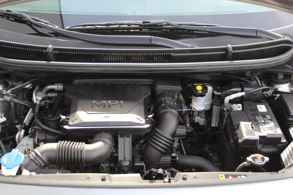 Kia Picanto 1.0-67pk DPi DynamicLine. Kwalitatief erg goed wagen voor jaren zorgeloos rijplezier! Airco, metallic lak, camera, cruise control, elektr. ramen v+a, Android auto/Apple carplay, DAB radio, USB aansl., LM wielen etc