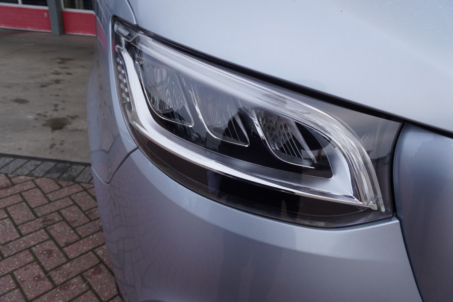 Mercedes-Benz Sprinter 319 CDI 191PK L2H2 Select Automaat nr. V113 | Airco | Cruise | Camera | LED