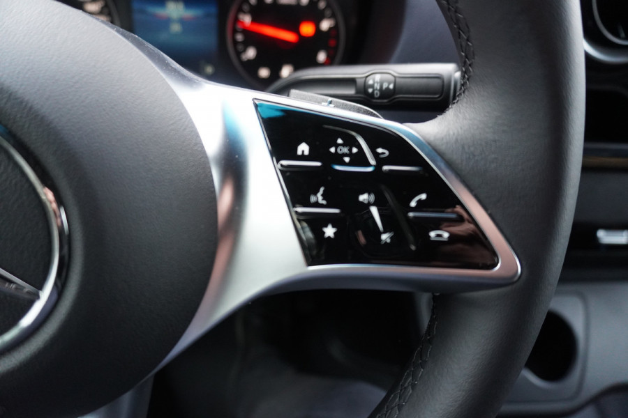 Mercedes-Benz Sprinter 319 CDI 191PK L2H2 Select Automaat nr. V113 | Airco | Cruise | Camera | LED