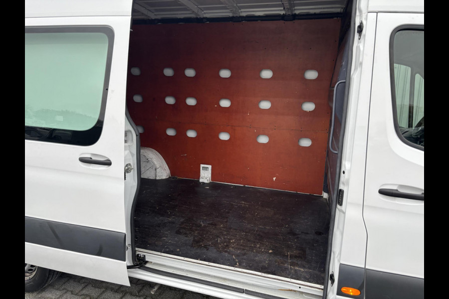 Mercedes-Benz Sprinter 211 1.9 CDI L2H2 FWD*ECC*CAMERA*3PERSOONS*