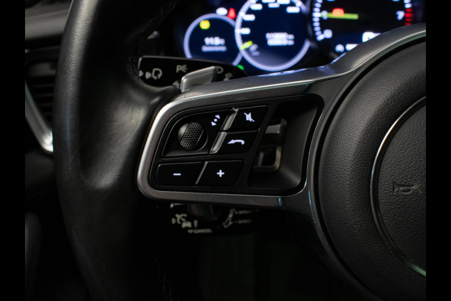 Porsche Panamera Sport Turismo 2.9 4 E-Hybrid Sport (PANORAMADAK,BOSE,SPORT CHRONO,SPORT UITLAAT,LEDER,CAMERA,VERWARMING,GETINT)