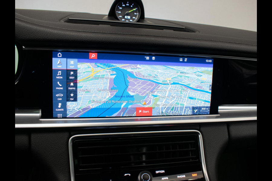 Porsche Panamera Sport Turismo 2.9 4 E-Hybrid Sport (PANORAMADAK,BOSE,SPORT CHRONO,SPORT UITLAAT,LEDER,CAMERA,VERWARMING,GETINT)