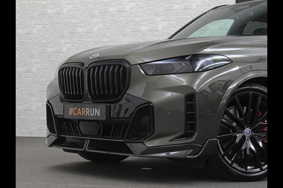 BMW X5 50e M-Pro Performance | M-Seats | M-Uitlaat | 360 Camera | ACC | Carbon | Indiv. Leder | Head-Up | Harman-Kardon | Keyless-Entry | 22'' | Trekhaak | Stoelventilatie | Iconic-Glow | M-Gordels | Zonwering | Stoelverwarming V+A | Rij-Assistent Pro |  Memory | Glaspook | Beker-Clima | Carplay | Draadloos Laden |