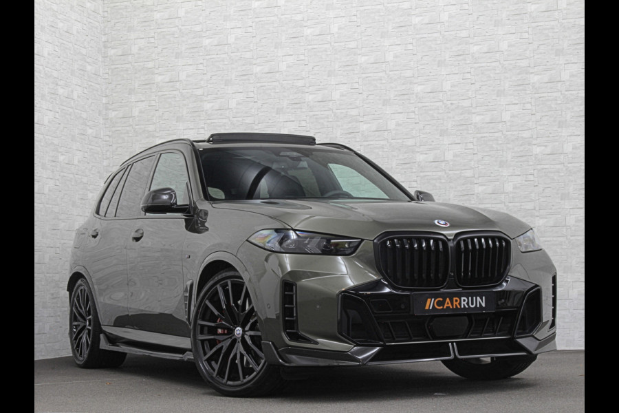 BMW X5 50e M-Pro Performance | M-Seats | M-Uitlaat | 360 Camera | ACC | Carbon | Indiv. Leder | Head-Up | Harman-Kardon | Keyless-Entry | 22'' | Trekhaak | Stoelventilatie | Iconic-Glow | M-Gordels | Zonwering | Stoelverwarming V+A | Rij-Assistent Pro |  Memory | Glaspook | Beker-Clima | Carplay | Draadloos Laden |