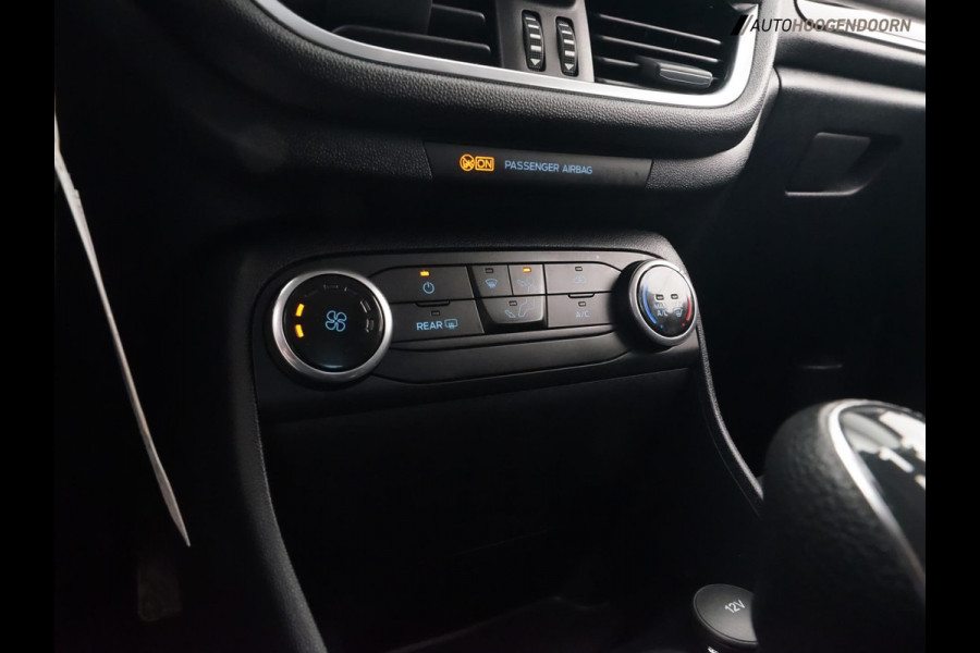Ford Fiesta 1.1 Trend Sportive (APPLE CARPLAY,LED VERLICHTING,PARKEERSENSOREN,CLIMATE,CRUISE,SPORTSTOELEN,NIEUWE APK,TOPCONDITIE)