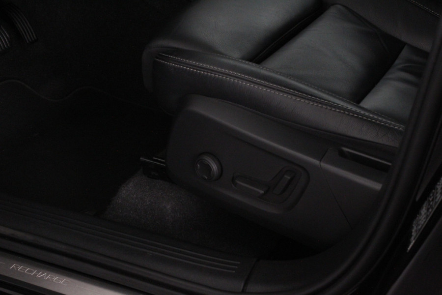 Volvo XC40 1.5 T5 Recharge Ultimate Bright Pano.schuif/Leer/Memory/Harman Kardon