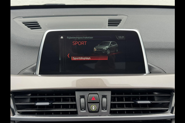 BMW X1 SDrive18i High Executive M-sport Panorama Led Keyless Leder+verwarming Cruise