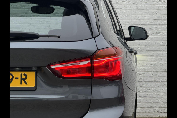 BMW X1 SDrive18i High Executive M-sport Panorama Led Keyless Leder+verwarming Cruise