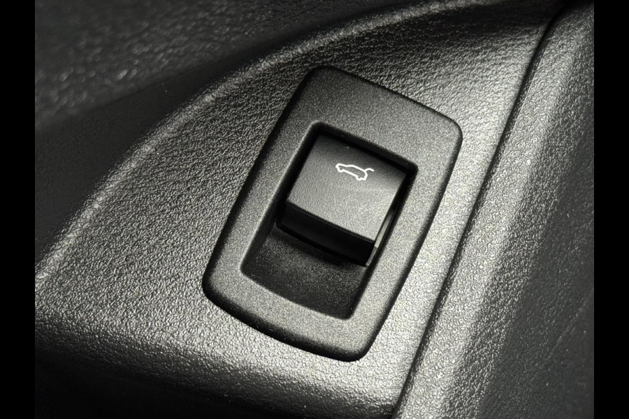 BMW X1 SDrive18i High Executive M-sport Panorama Led Keyless Leder+verwarming Cruise